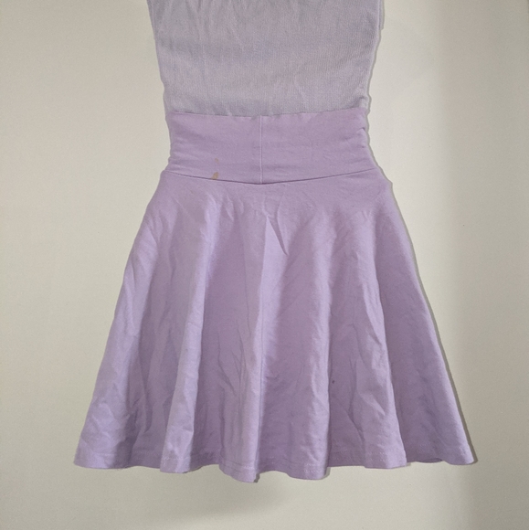 10/$25 Stretchy high waisted lavender skater skirt - Picture 3 of 4